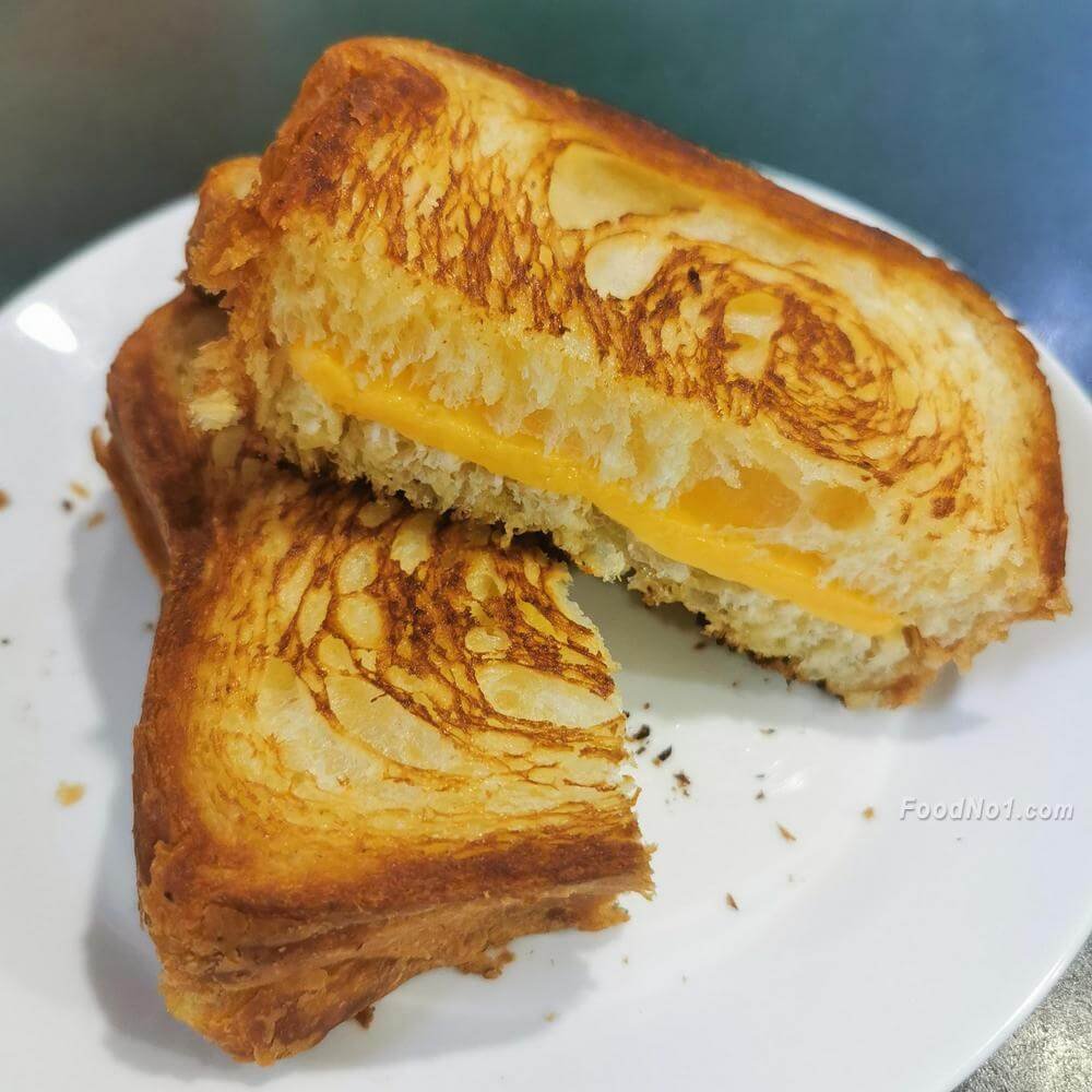 panfried-grilled-cheese01