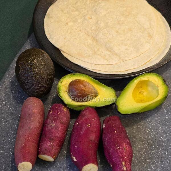 牛油果,番薯,沙律卷餅