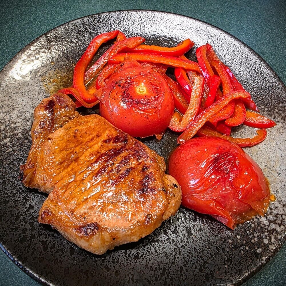 蜜糖蒜蓉牛油煎豬柳扒