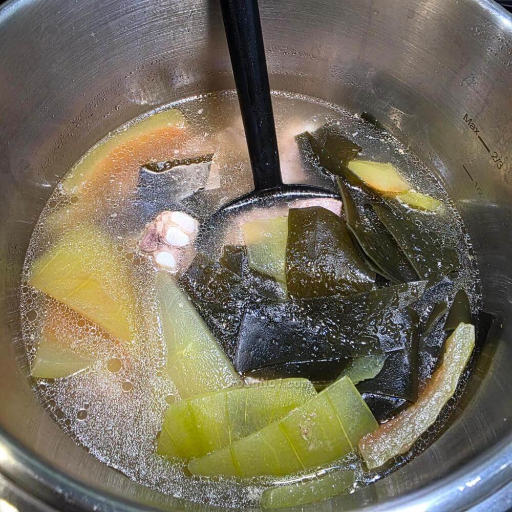 西瓜皮海帶排骨湯-成品