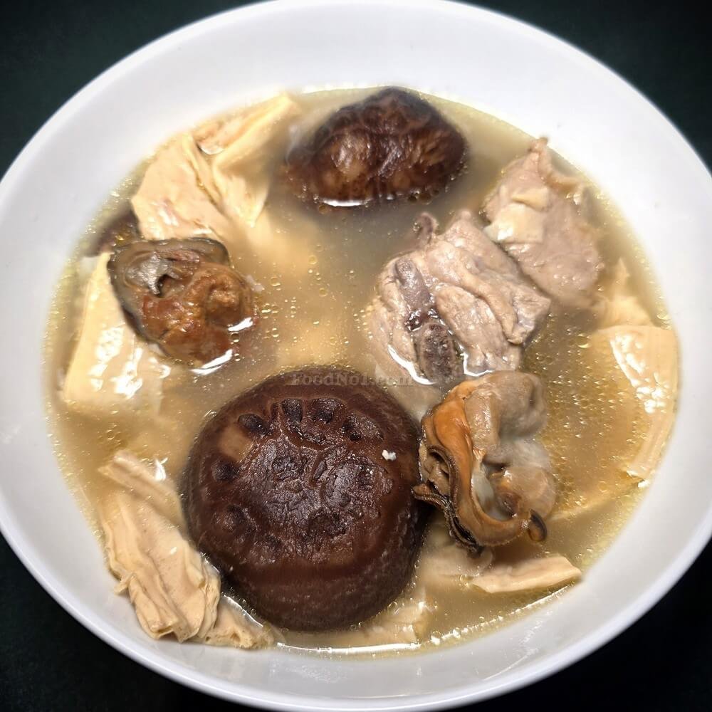蠔豉冬菇豬骨腐竹湯