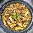 菌菇雞煲 雞肉燉菌菇、香菇雞湯