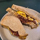 咸牛蛋治 咸牛蛋治