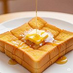 港式西多士配牛油與糖漿 港式西多士配牛油與糖漿