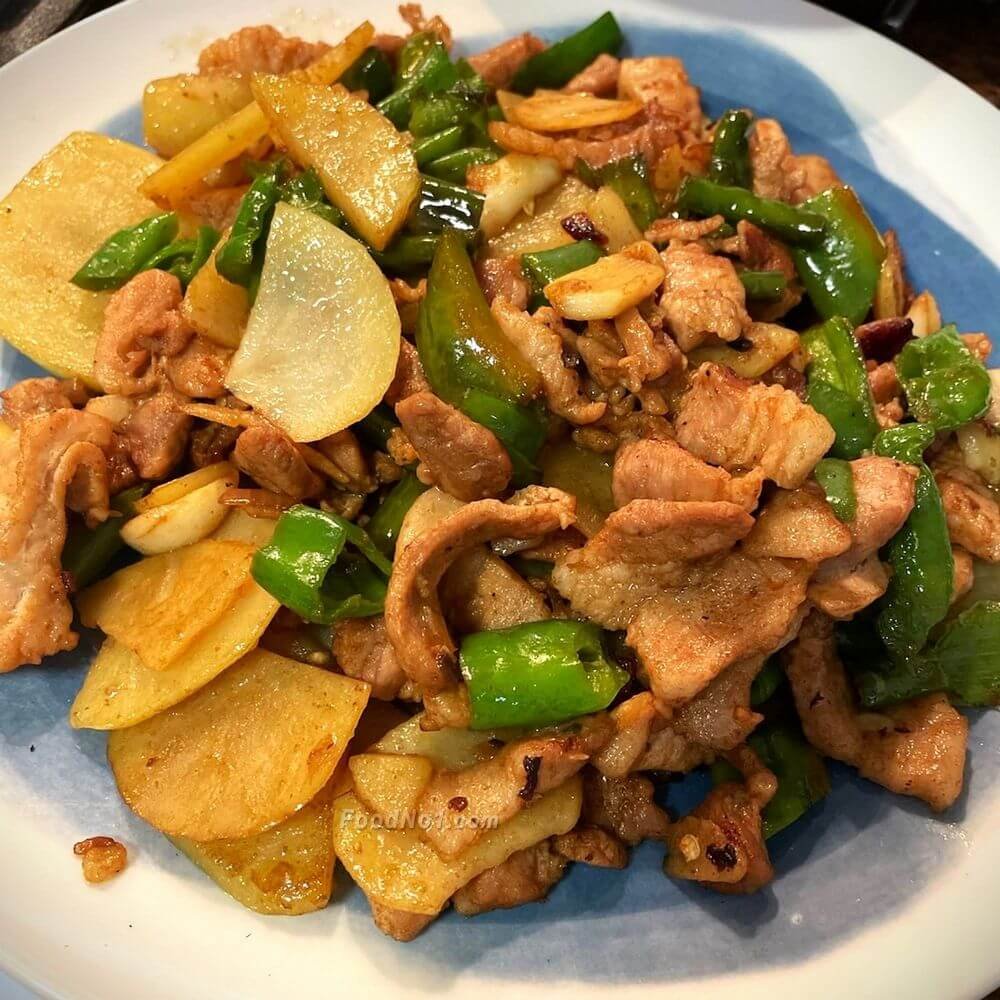 香辣五花腩炒薯片