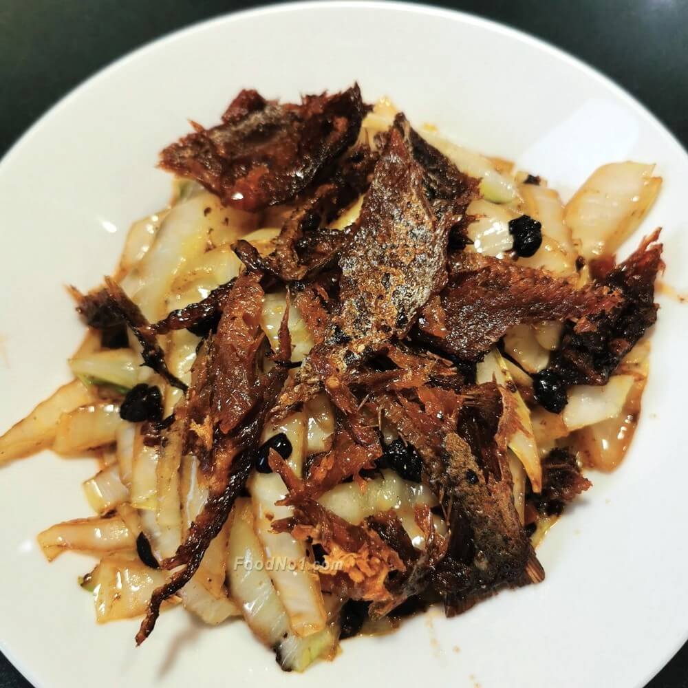 豆豉鯪魚炒紹菜梗 (+紹菜的功效)