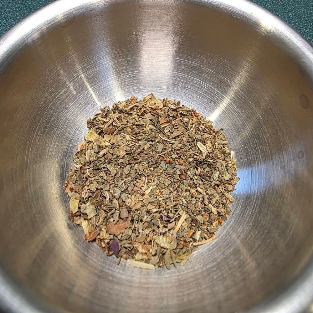 羅勒 (Basil)：香草之王的夏日饗宴