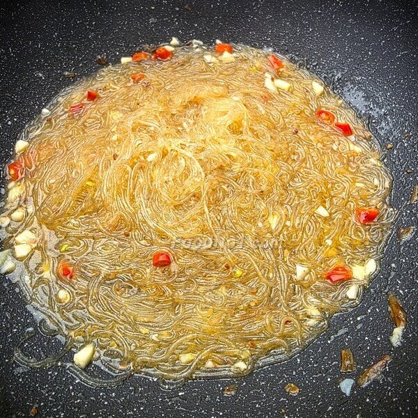 蒜香辣味燴粉絲