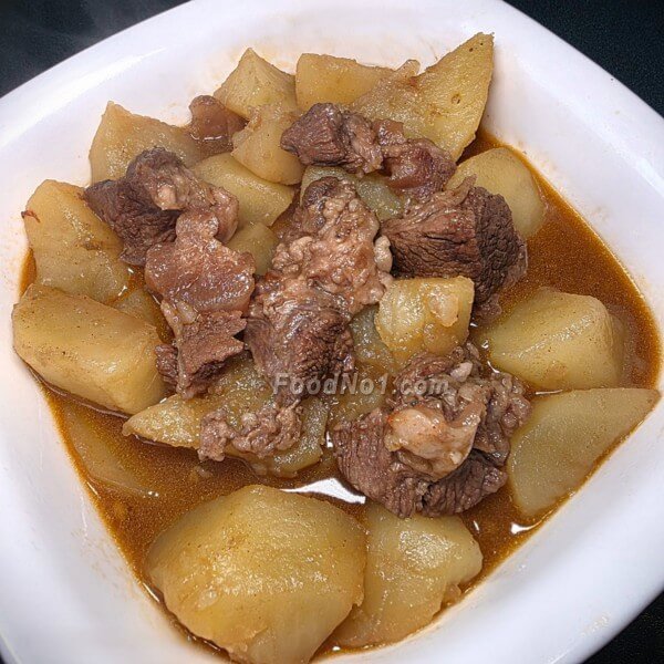 五香牛腩炆薯仔,下飯菜