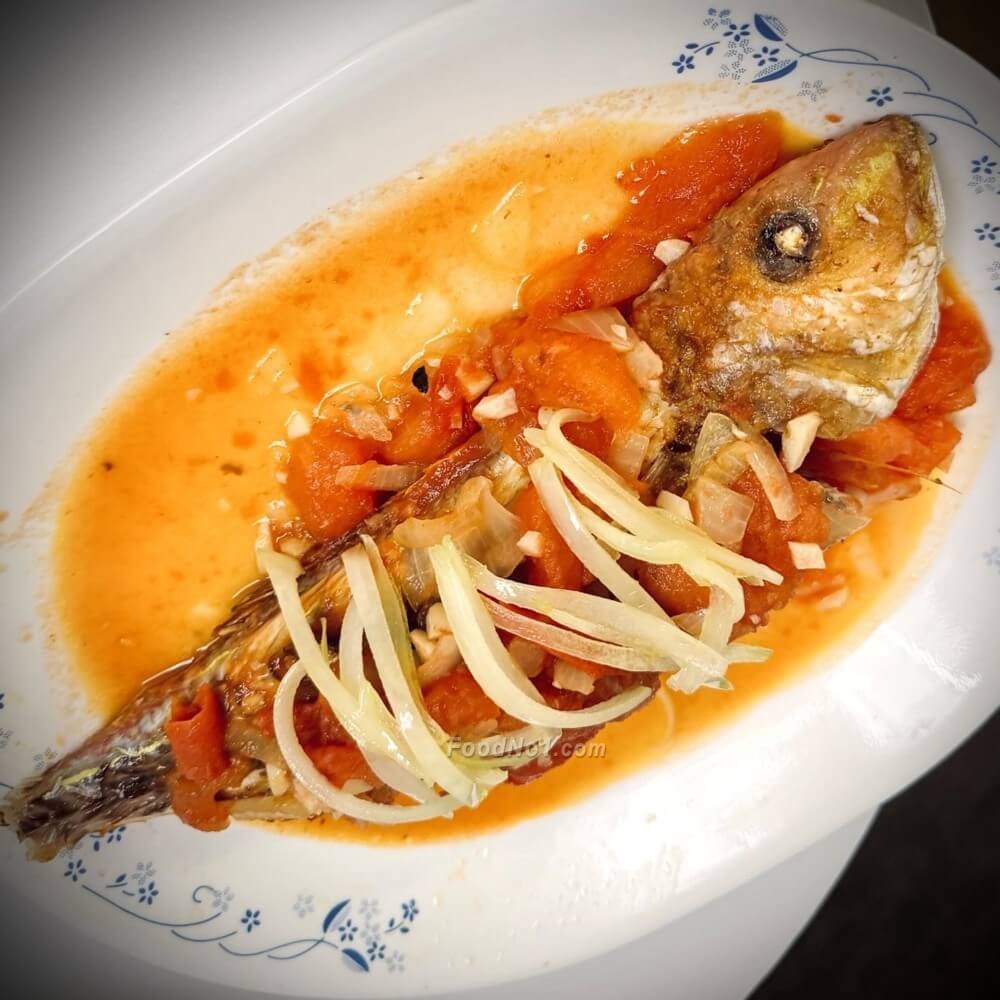 煎封紅衫魚配蕃茄汁