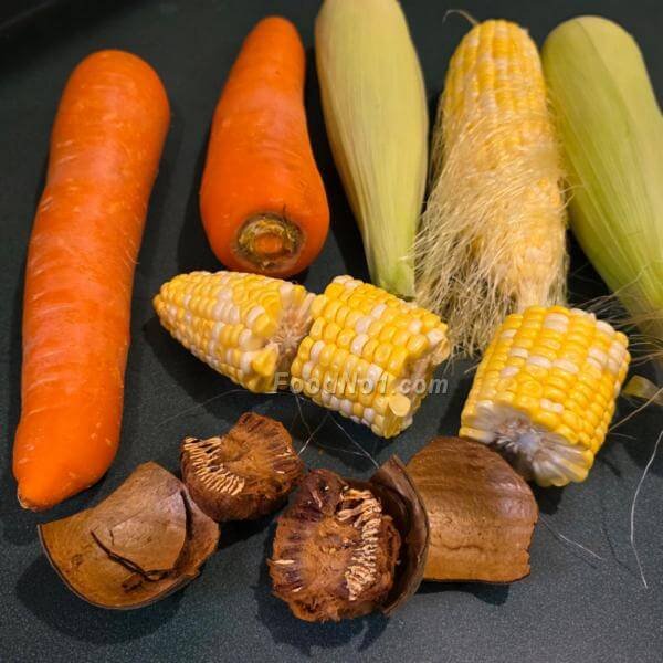 材料:羅漢果,紅蘿蔔,粟米