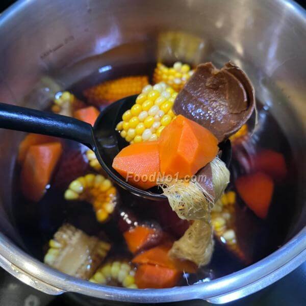 羅漢果,紅蘿蔔,粟米-清熱、滋潤、生津的功效