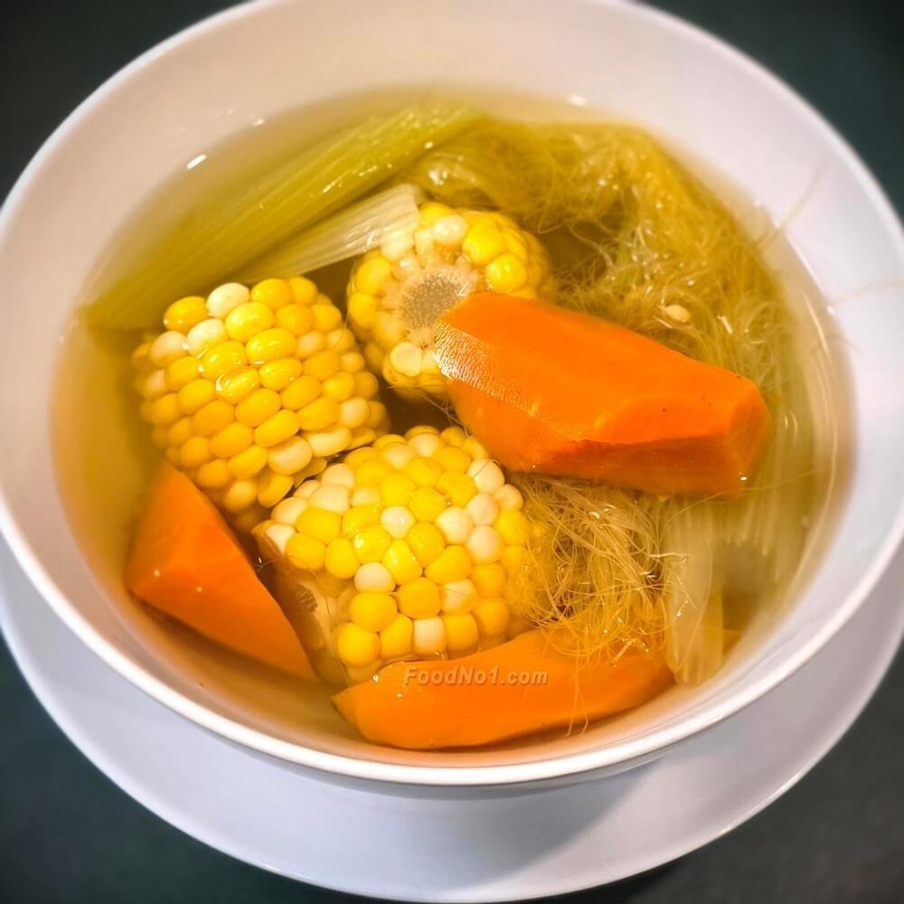 滋潤甘荀粟米湯-沒有腰果也可