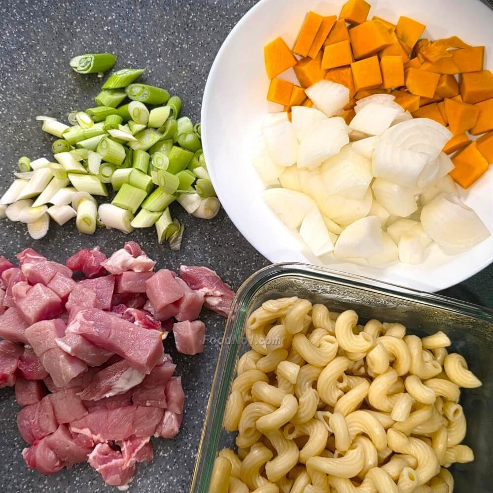 南瓜肉粒通粉-材料預備