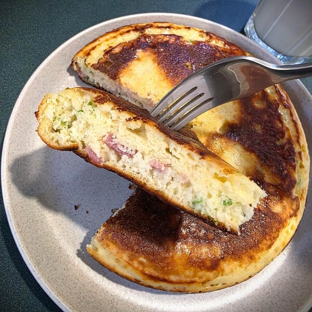 鹹香煙肉熱香餅