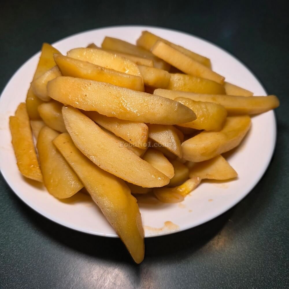 蘑菇薯條燜五花腩-燜薯條