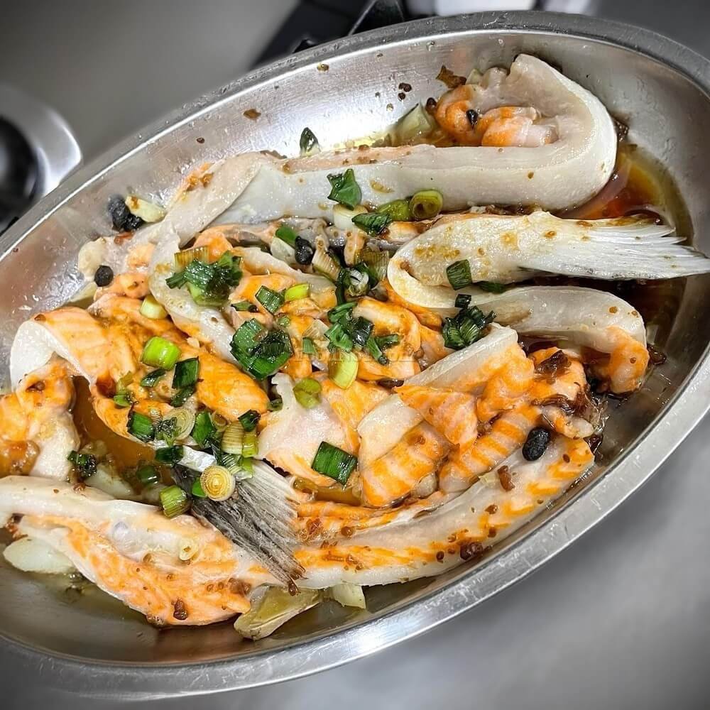 蒜頭豆豉蒸三文魚腩