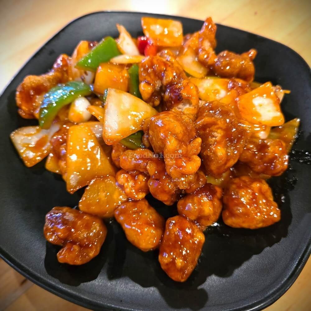 金黃酥脆菠蘿咕嚕肉