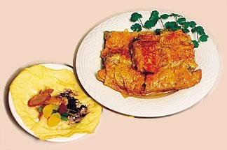 stickyriceroll.jpg (23084 bytes)