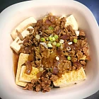 肉碎洋蔥粒豆腐