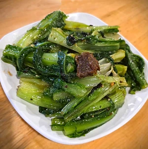 豆豉鯪魚炒油麥菜