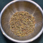 迷迭香 (Rosemary):地中海的陽光氣息 迷迭香功效、迷迭香用途