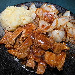 酸甜惹味豬扒配綿滑薯蓉