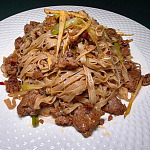 肉碎薑蔥炒粗麵