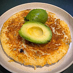 牛油果藍莓熱香餅(鬆餅) 牛油果藍莓熱香餅(鬆餅)